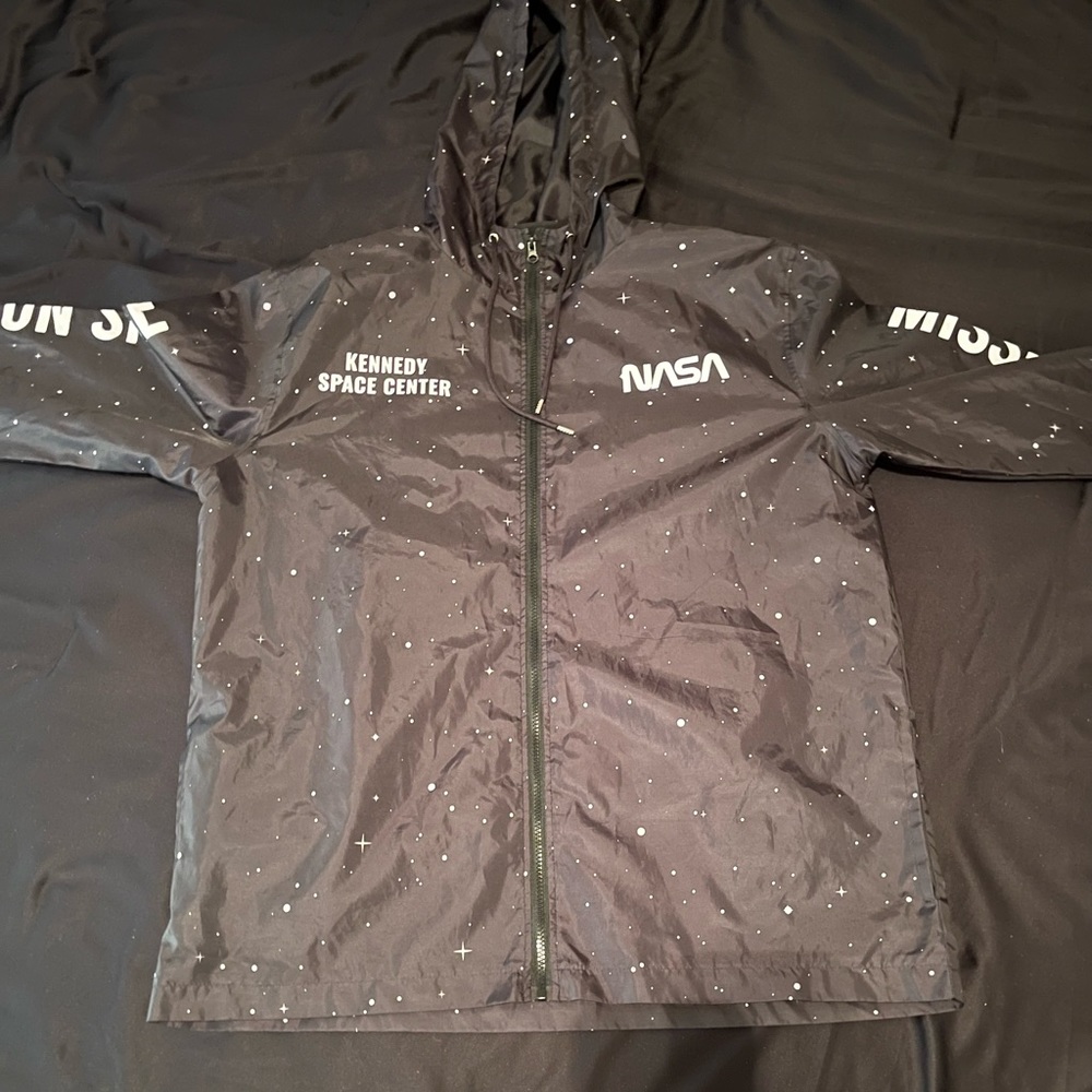 NASA Hyper Space zip up wind breaker. Size: Large Color: Black